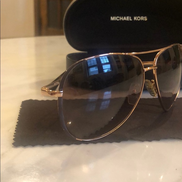 Michael Kors Sicily Aviators - Picture 2 of 4